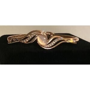 2732 NWOT Rose Gold Bracelet Bangel With Pink Beads and Cubic Zirconia Crystals